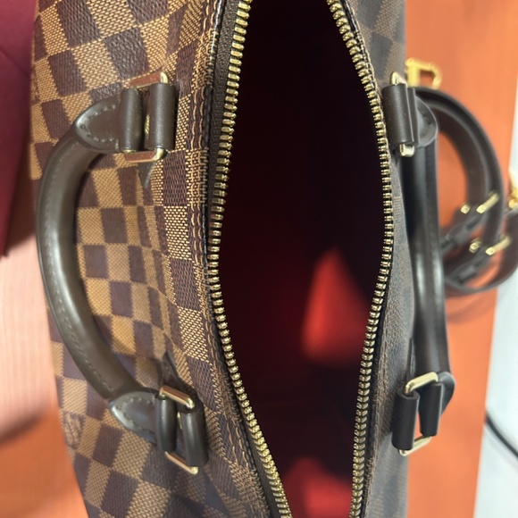 Amazing condition! - Picture 3 of 12